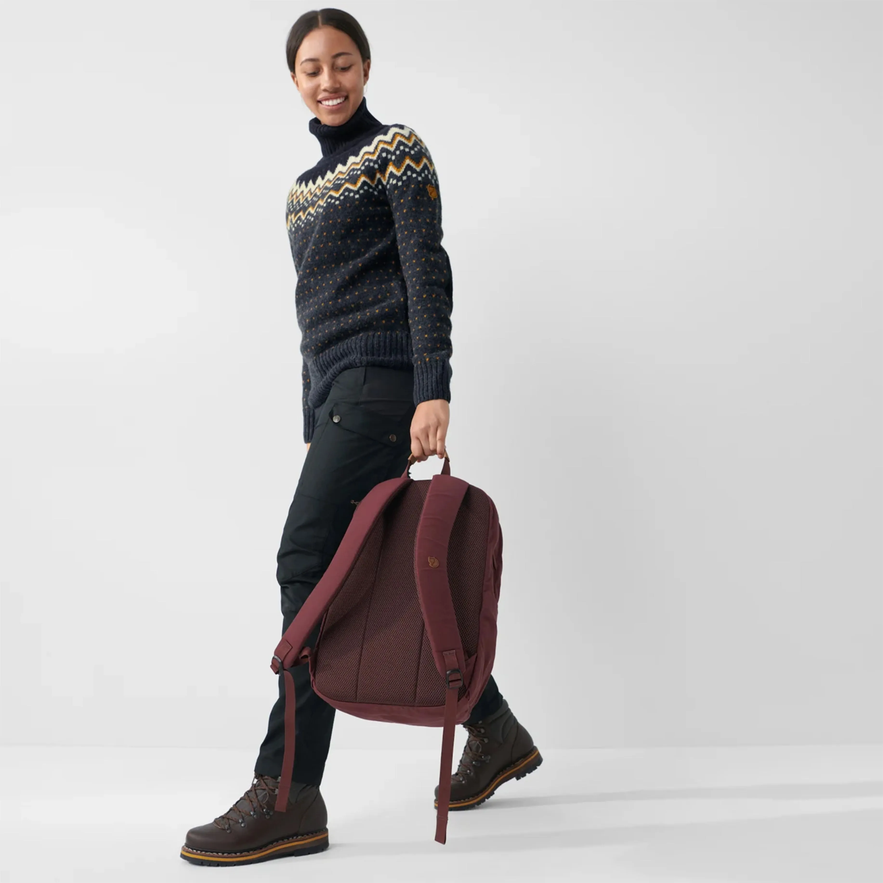 Fjallraven Raven 28L Backpack Black